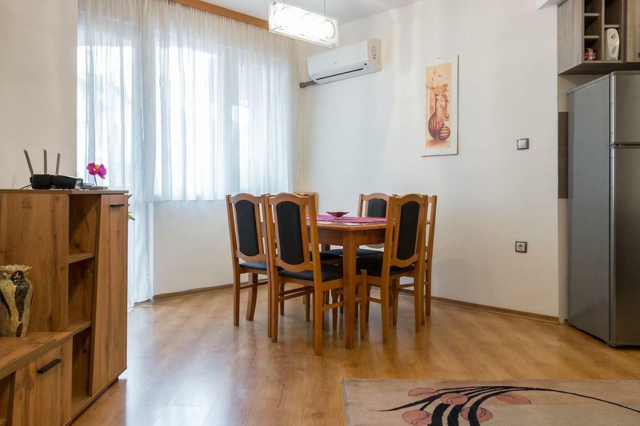 Glorious - 2-Bedroom Apartment Near Youth Hill By Flat Mаnager Пловдив Екстериор снимка